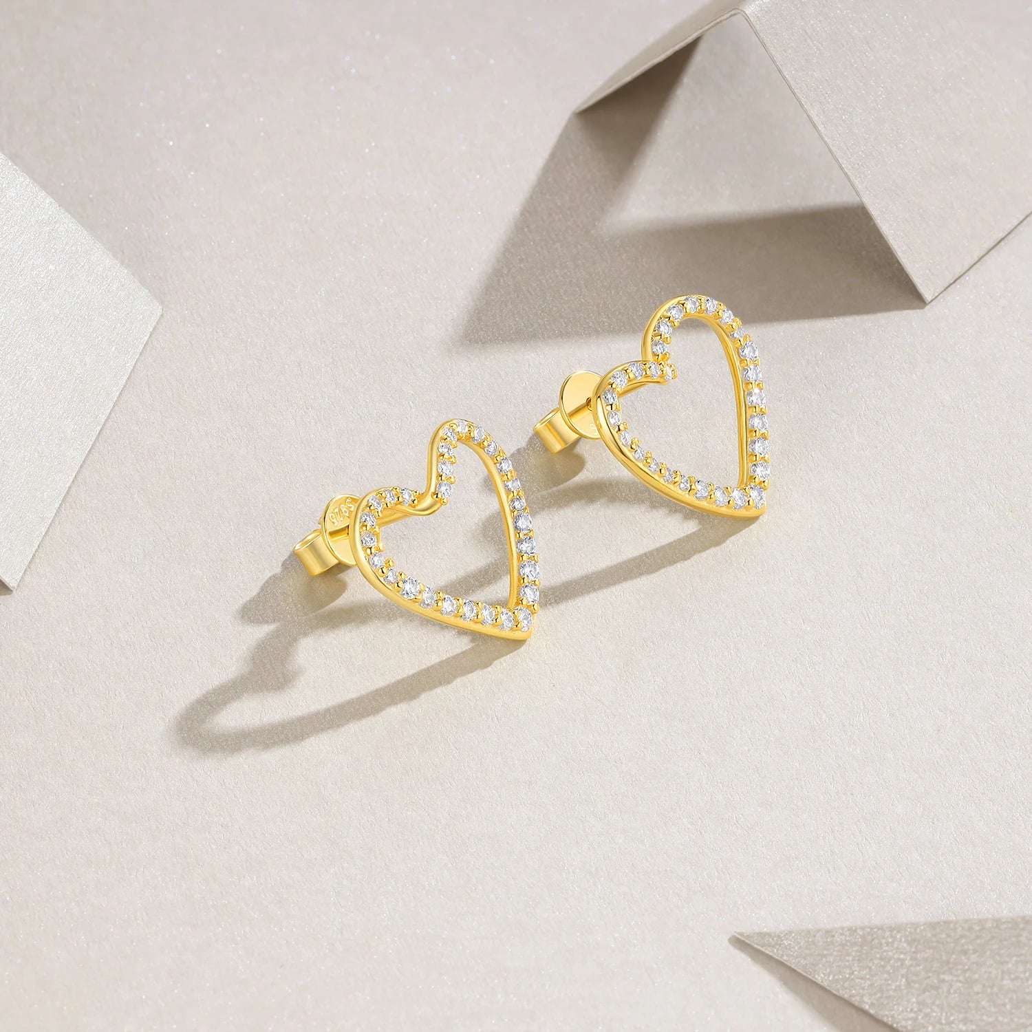 Brincos Coração de Luz