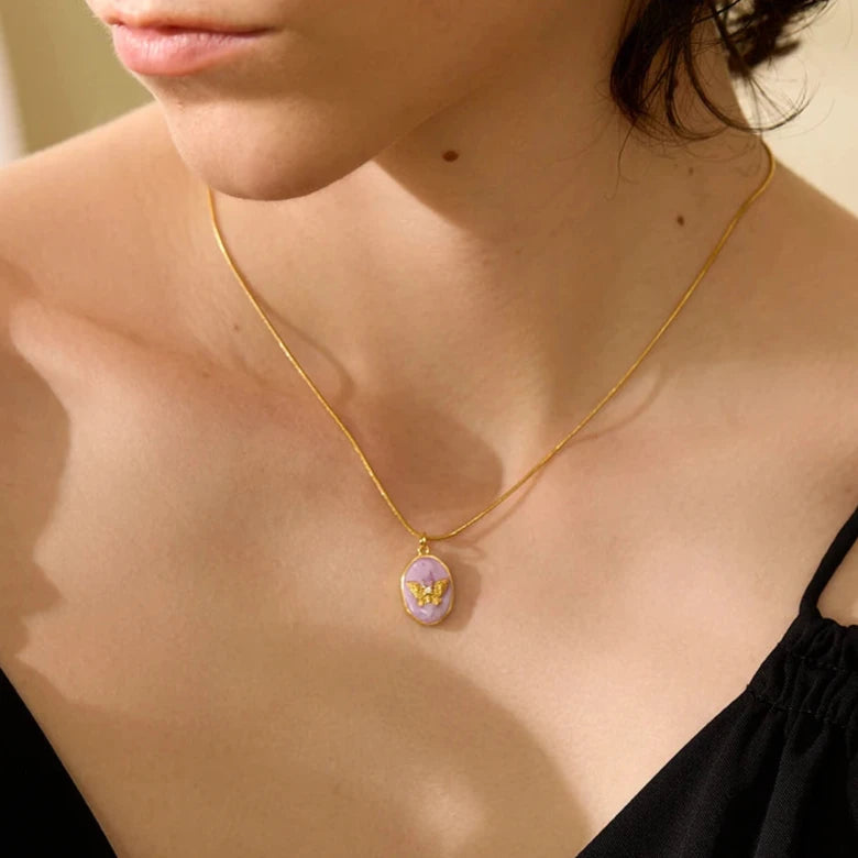 Colar Borboleta Velours