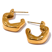 Brinco Cloe Em ouro 18K