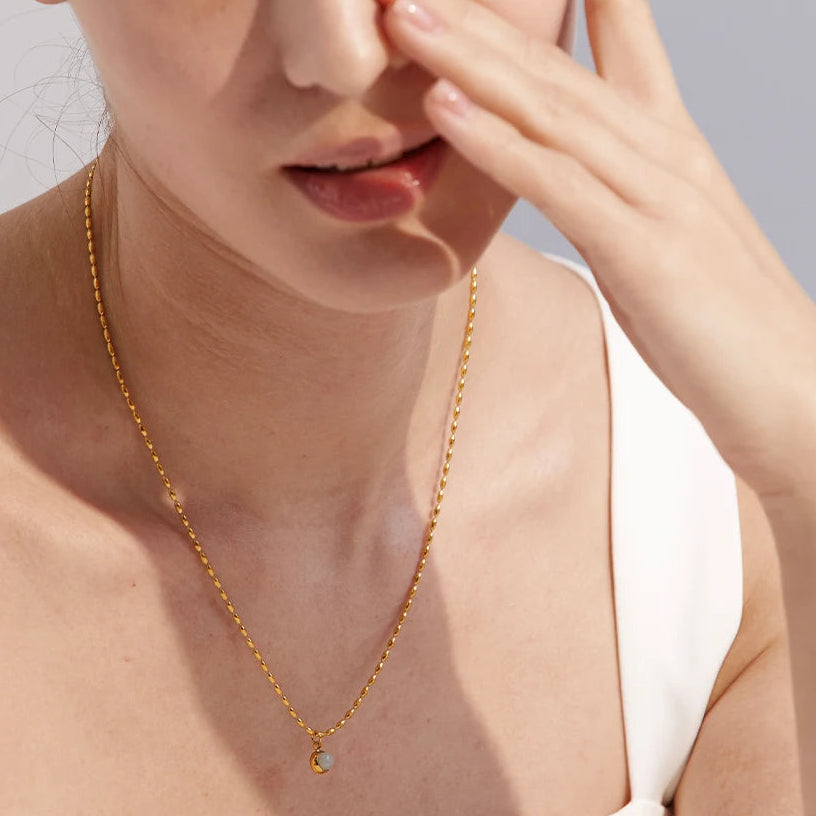 Colar Jade Em ouro 18K