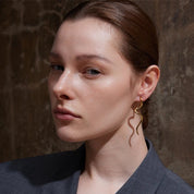 Brinco Versa Em ouro 18K