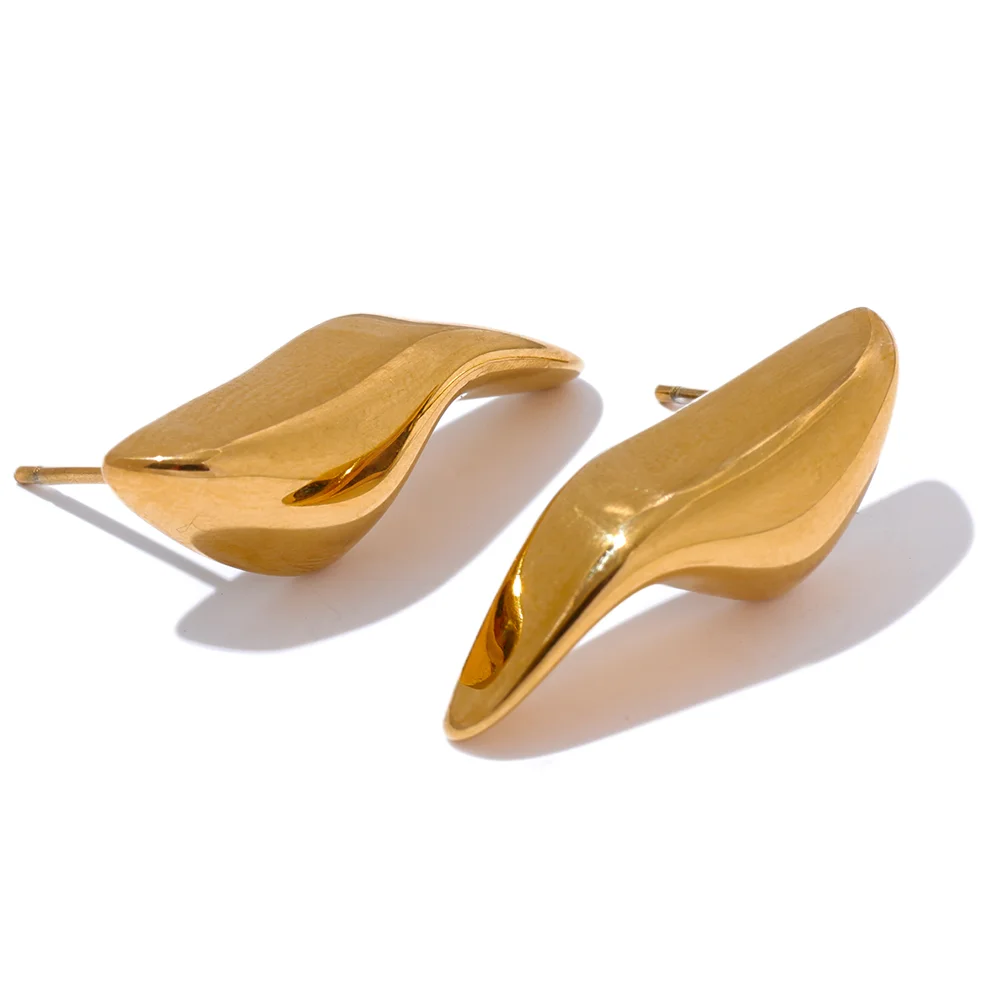 Brinco Lyra Em ouro 18K