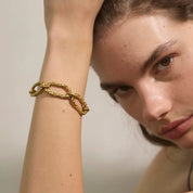 Bracelete Elo Contido em ouro 18k