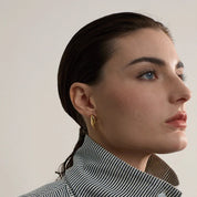 Brinco Lyra Em ouro 18K