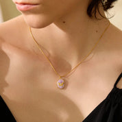 Colar Borboleta Velours