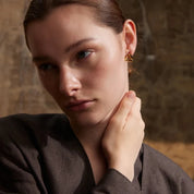 Brinco Triângulo Rubi