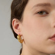 Brinco Juno Em ouro 18K